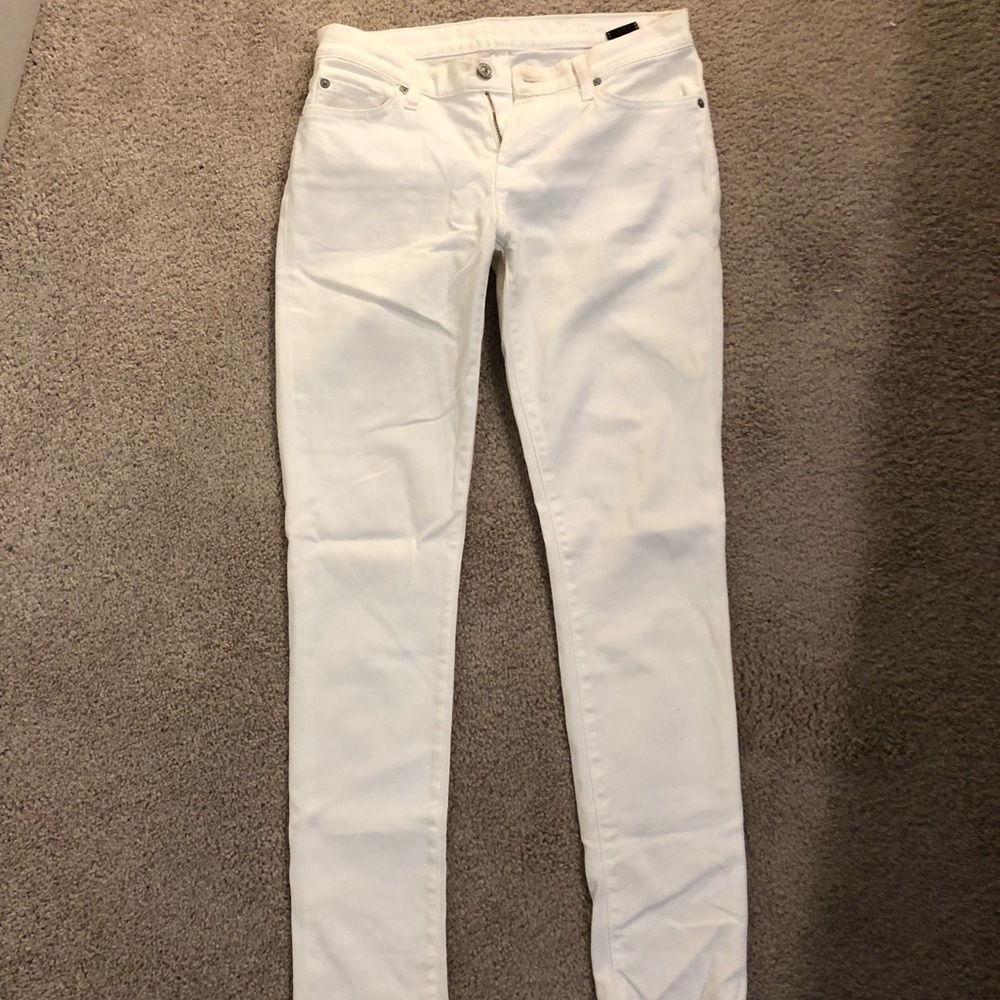 7 for All Mankind White Jeans, size 28. Straight